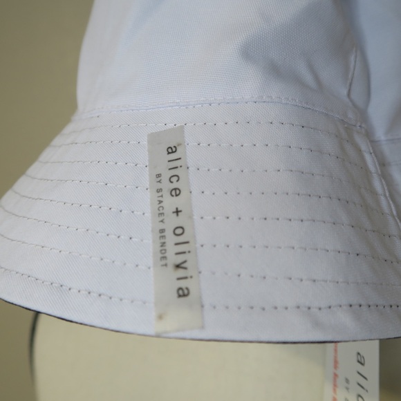 Alice + Olivia by Stacey Bendet Reversible Daisy Flower Bucket Hat Casual - Picture 9 of 11